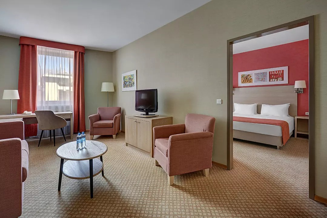 هتل هالیدی این لسنایا مسکو